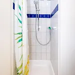 Nettes Kleines Mit Stellplatz 아파트 *