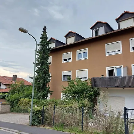 Nettes Kleines Mit Stellplatz *