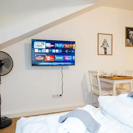 Nettes Kleines Mit Stellplatz Apartmán *