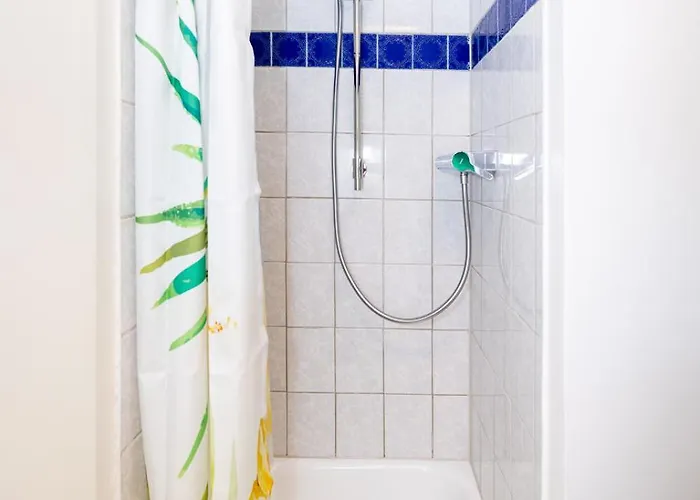Nettes Kleines Mit Stellplatz Apartament *